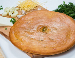 Пирог осетинский с сыром и зеленью